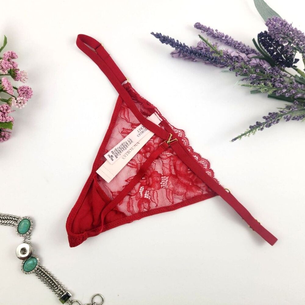 MEDIUM {Victoria's Secret} Red Lace V-Charm Thong